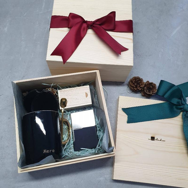 Hero For Him Birthday USB Name Card Gift Set Giftr Singapore's