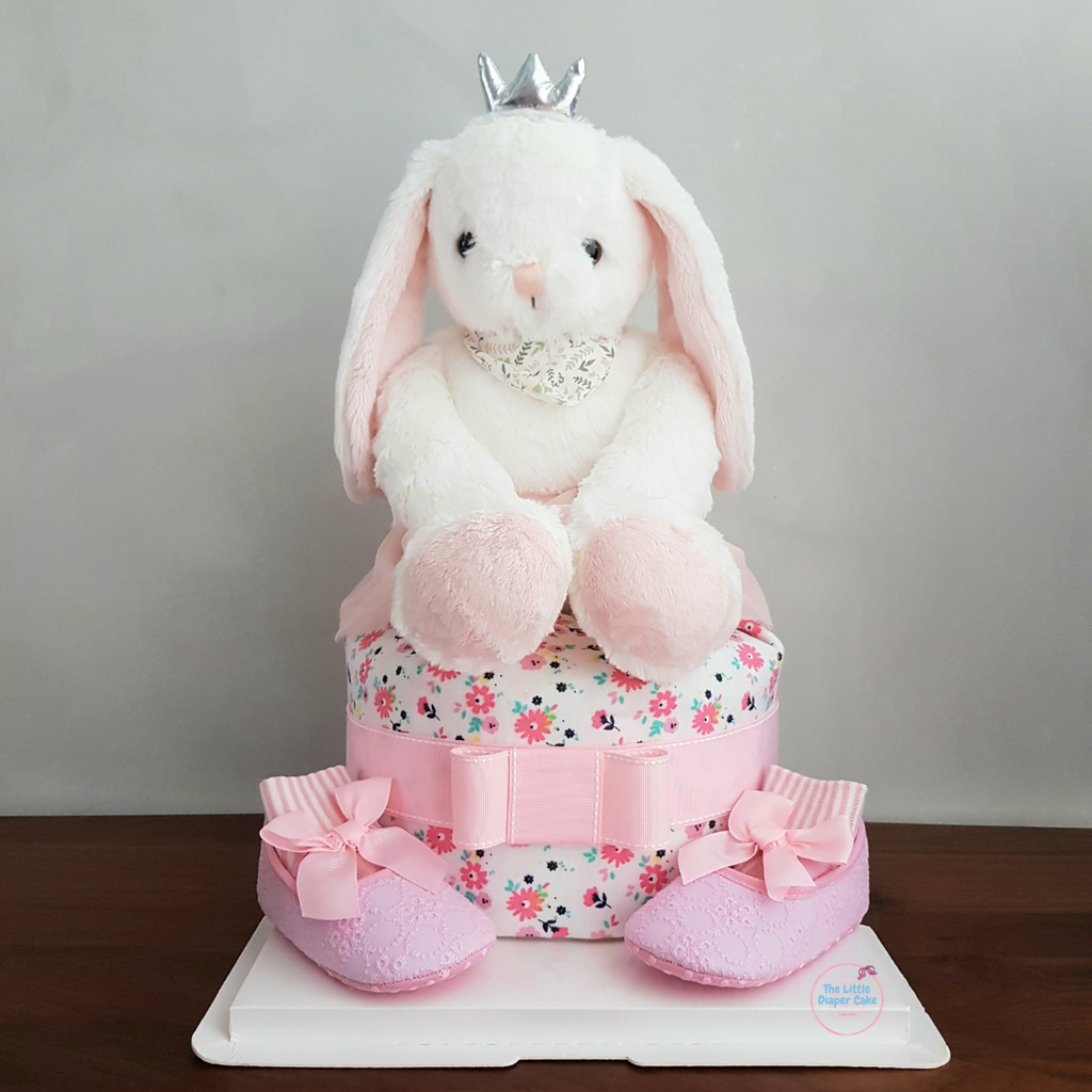 Diaper cakes online for girls