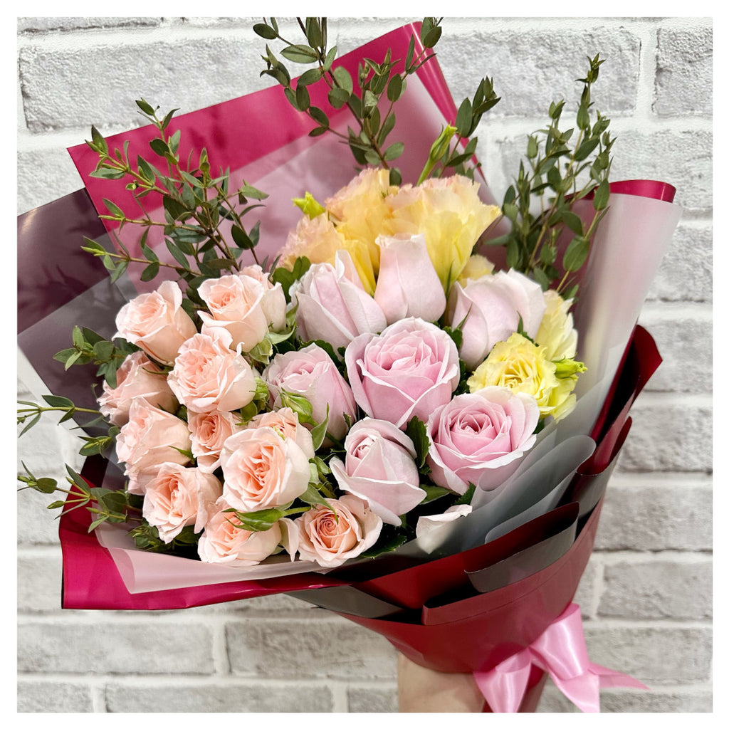 Fresh Flowers : Pink Rose Medley Bouquet