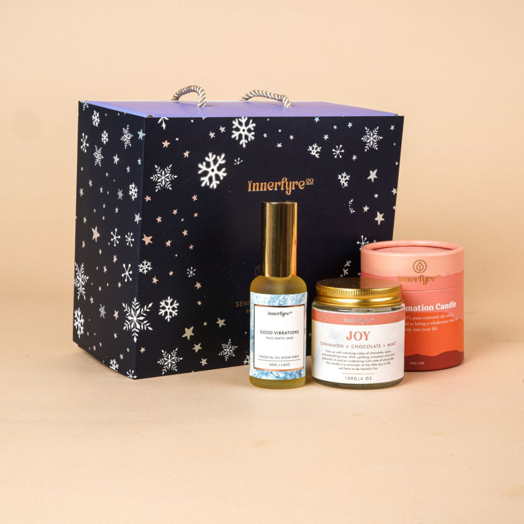 (Christmas 2023) Smells Like Christmas Candle + Room Spray Gift Set