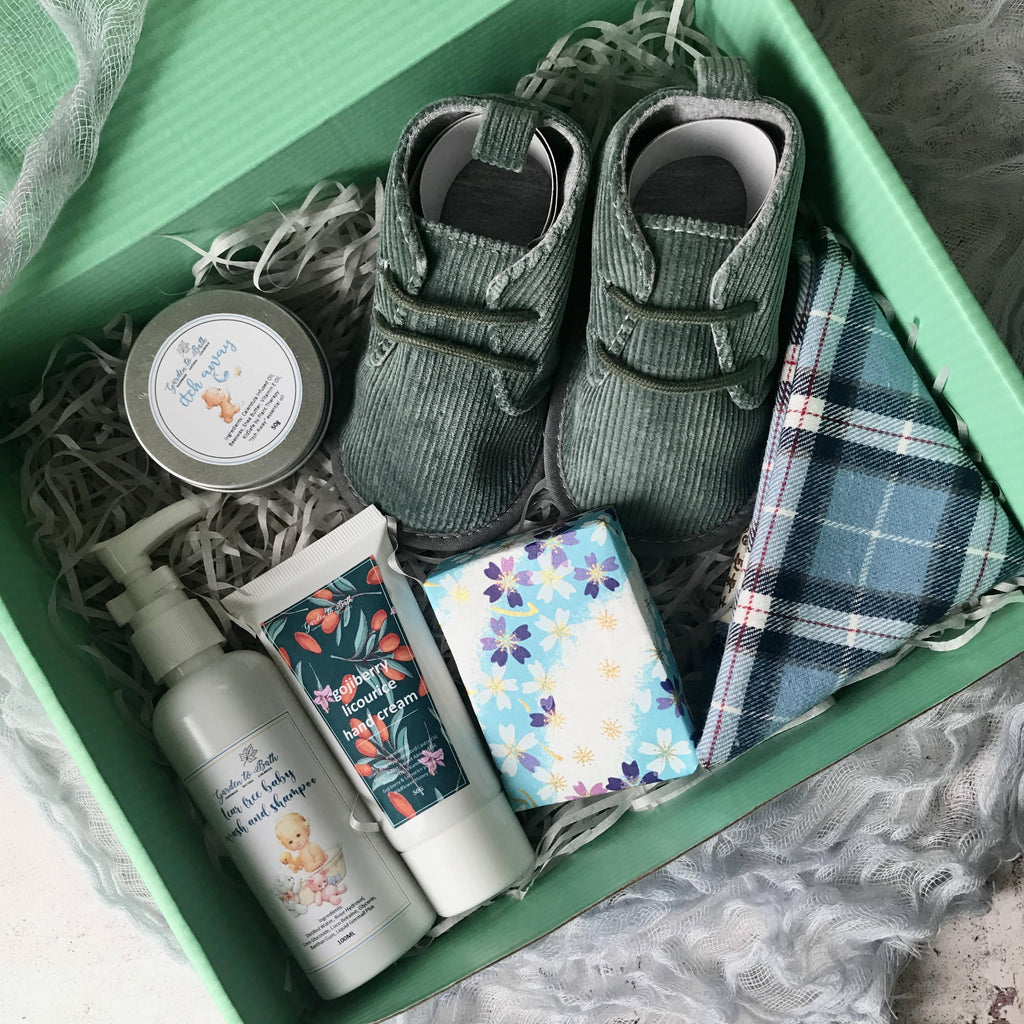 Robin Hood and Mommy Gift Set