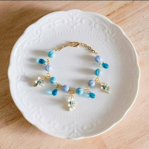 Blissful Flower Blue Handmade Gold Bracelet