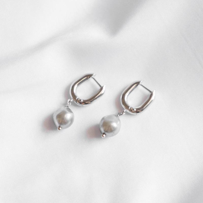 Grey Pearl Silver Handmade Earring